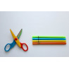 Scissor con penne colorate