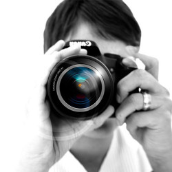 EOS 750D 24.2MP Digital SLR Camera