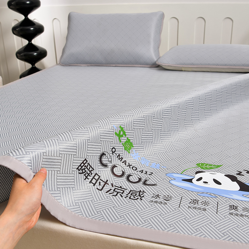 600D Carbon Light Fibres Summer Mat for Bed Soft Comfortable Ice Silk Cooling Mat Can Naked Sleeping Cool Bed Pad Pillowcases